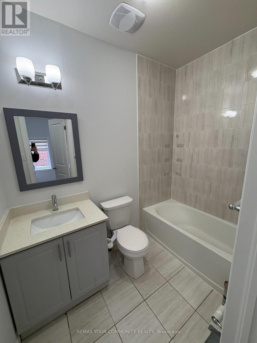 84 Emerald Coast Trail, Brampton, Ontario  L7A 5A7 - Photo 12 - W12742220