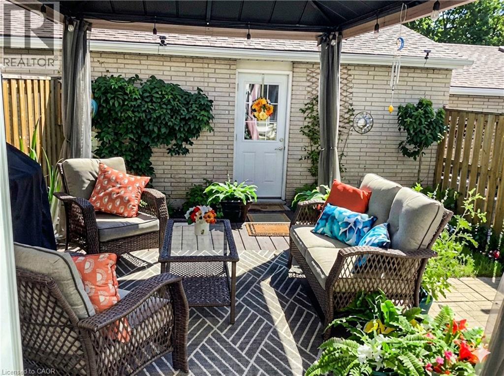 2258 Upper Middle Road Unit# 4, Burlington, Ontario  L7P 2Z9 - Photo 4 - 40795900