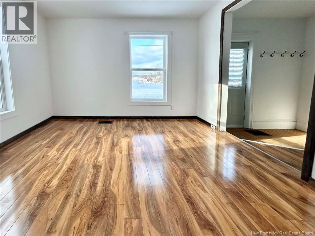 16 Highfield Street, Miramichi, New Brunswick  E1N 4J3 - Photo 8 - NB132916