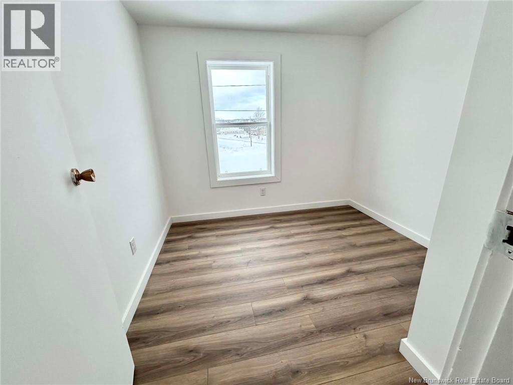 16 Highfield Street, Miramichi, New Brunswick  E1N 4J3 - Photo 11 - NB132916