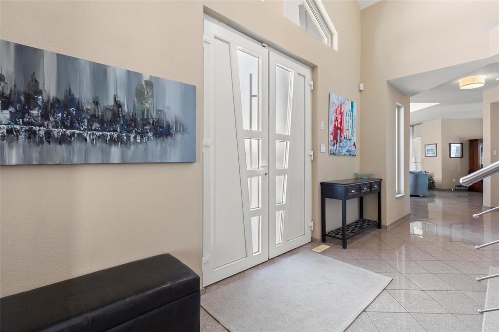 76 Creekside Drive, Steinbach, Manitoba  R5G 0A4 - Photo 2 - 202600528