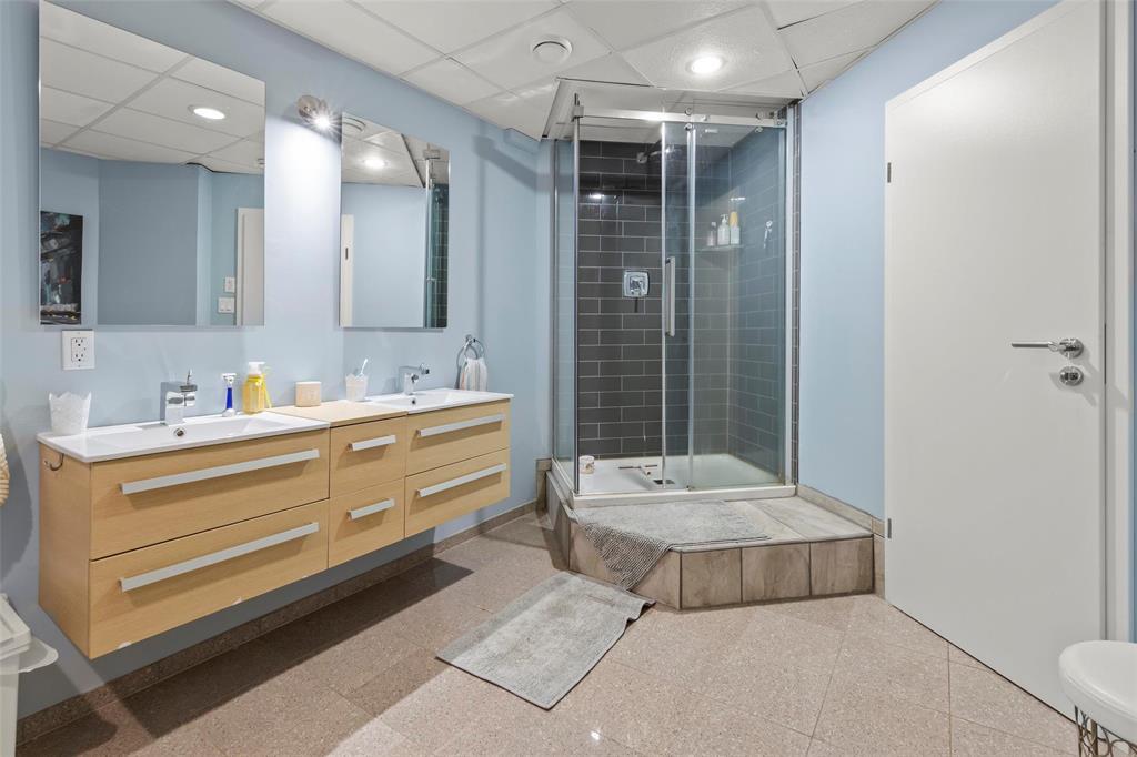 76 Creekside Drive, Steinbach, Manitoba  R5G 0A4 - Photo 23 - 202600528