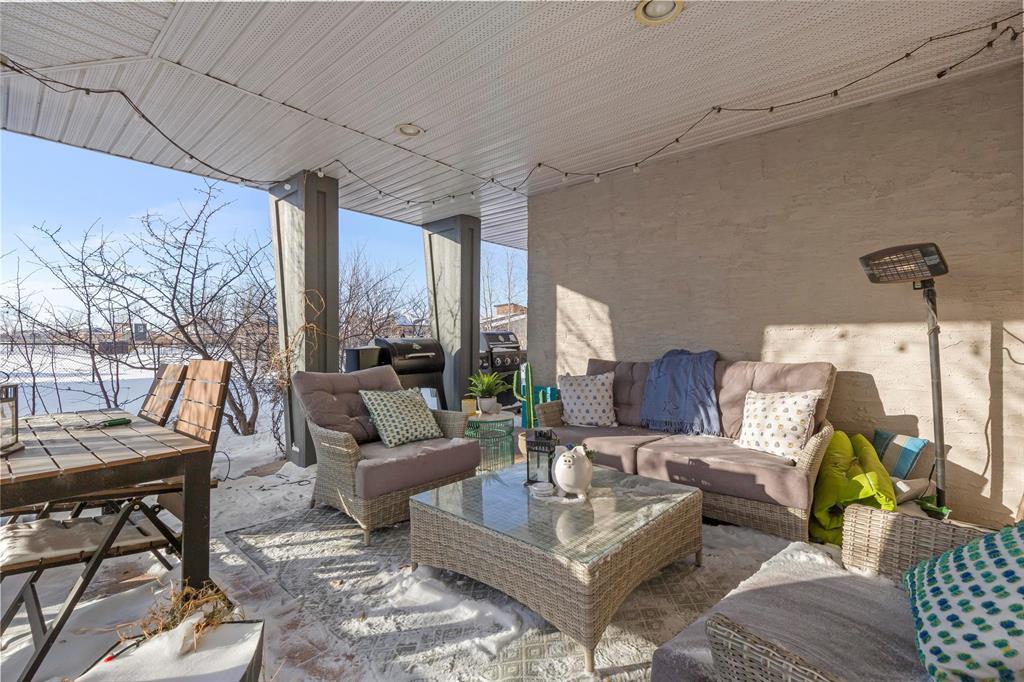 76 Creekside Drive, Steinbach, Manitoba  R5G 0A4 - Photo 27 - 202600528