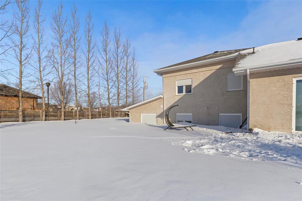 76 Creekside Drive, Steinbach, Manitoba  R5G 0A4 - Photo 29 - 202600528