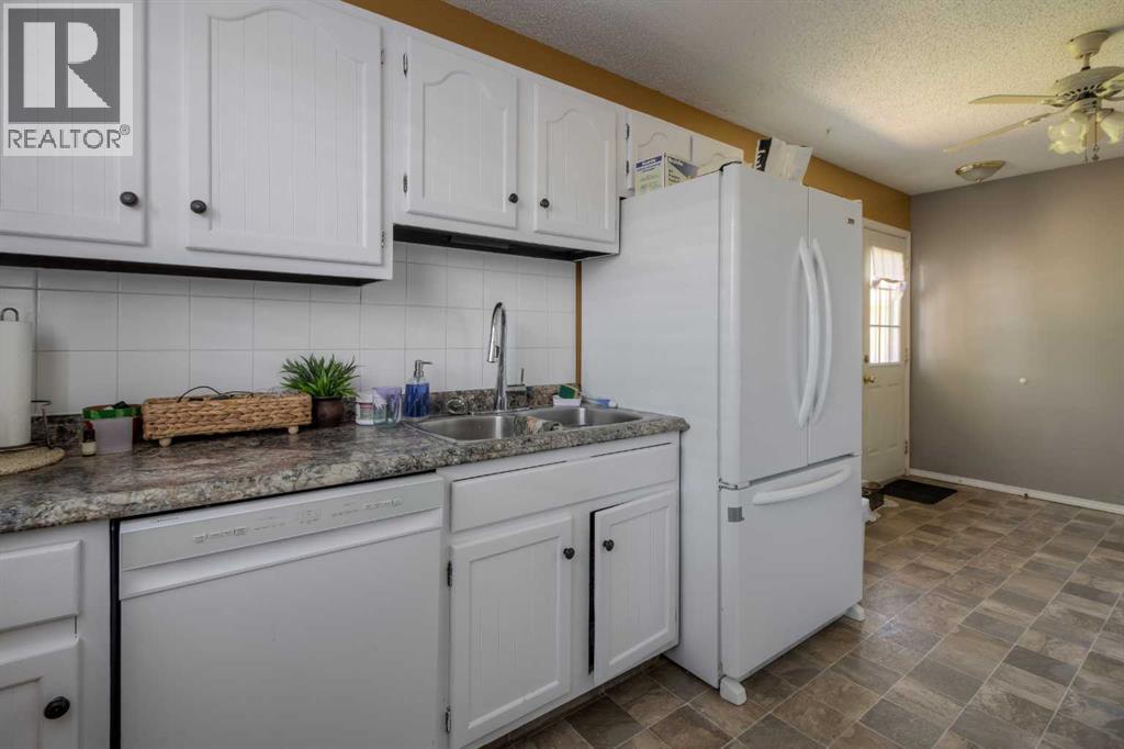 78 Purdue Court W, Lethbridge, Alberta  T1K 4R8 - Photo 12 - A2281630