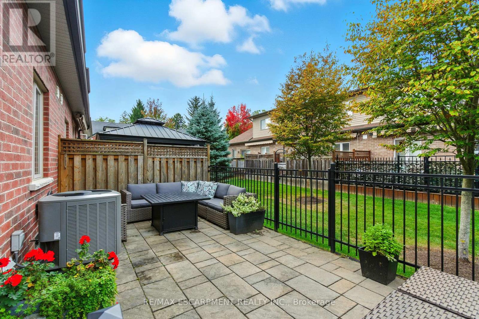 4 Burgundy Grove, Hamilton, Ontario  L9K 0E7 - Photo 38 - X12742150