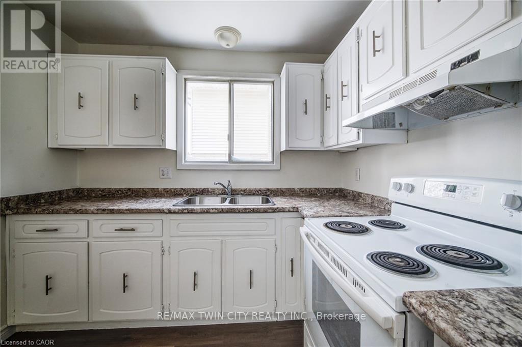 839 Doon Village Road, Kitchener, Ontario  N2P 1A1 - Photo 16 - X12742170