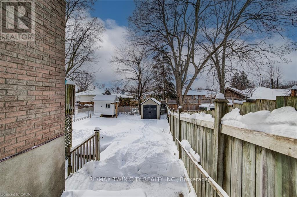 839 Doon Village Road, Kitchener, Ontario  N2P 1A1 - Photo 47 - X12742170