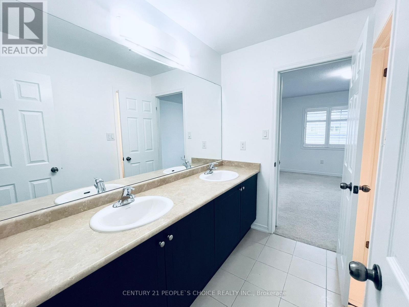 7692 Sycamore Drive, Niagara Falls, Ontario  L2H 0N6 - Photo 28 - X12742182