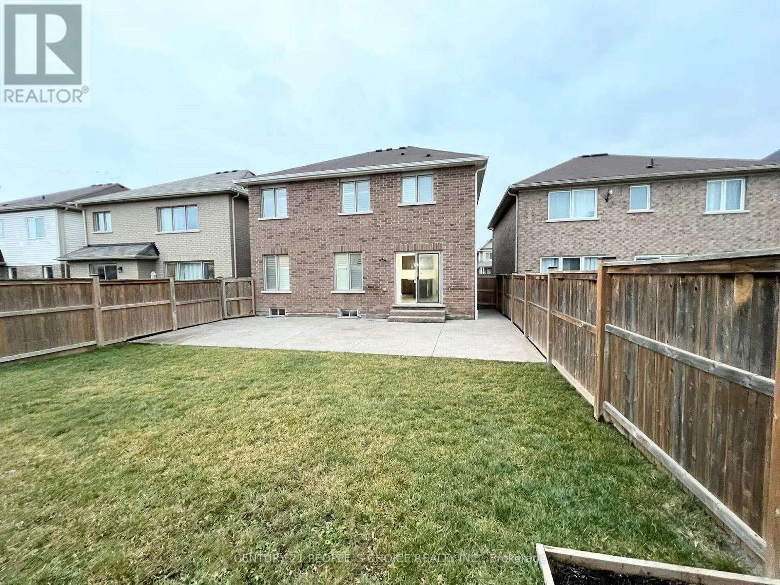 7692 Sycamore Drive, Niagara Falls, Ontario  L2H 0N6 - Photo 3 - X12742182