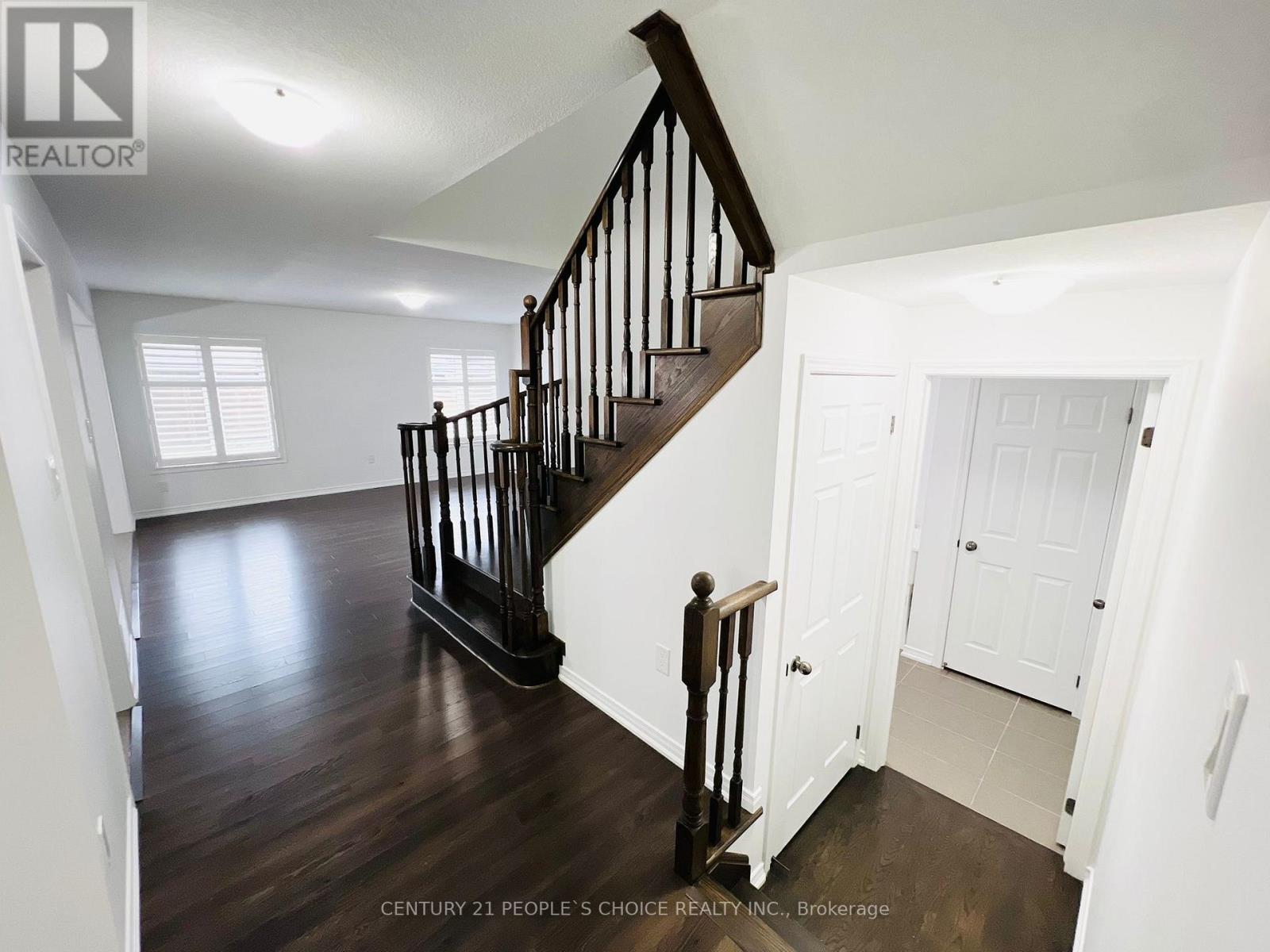 7692 Sycamore Drive, Niagara Falls, Ontario  L2H 0N6 - Photo 8 - X12742182