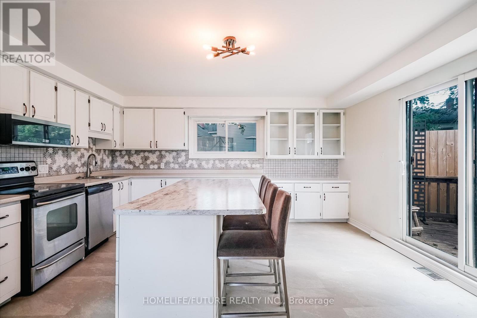 9 Toronto Road, Port Hope, Ontario  L1A 3R4 - Photo 12 - X12742240