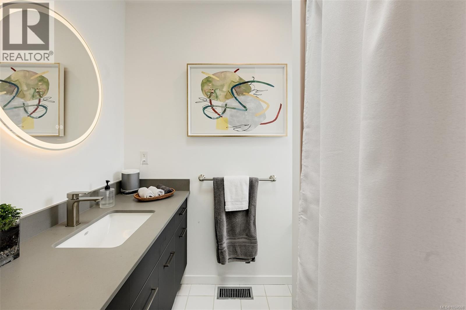 554 Beach Dr, Oak Bay, British Columbia  V8S 2M5 - Photo 72 - 1024508