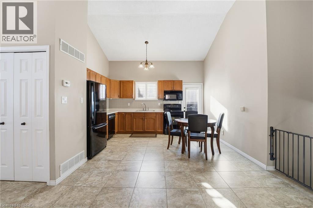 53 Childerhose Crescent, Brantford, Ontario  N3P 1Z7 - Photo 12 - 40801193