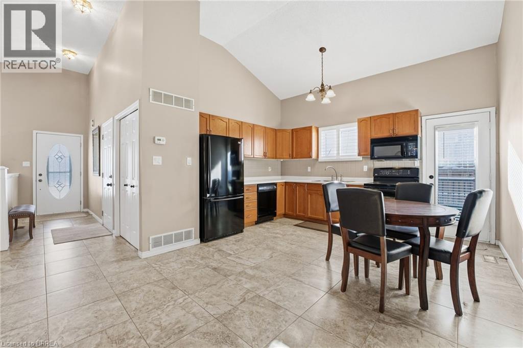 53 Childerhose Crescent, Brantford, Ontario  N3P 1Z7 - Photo 14 - 40801193