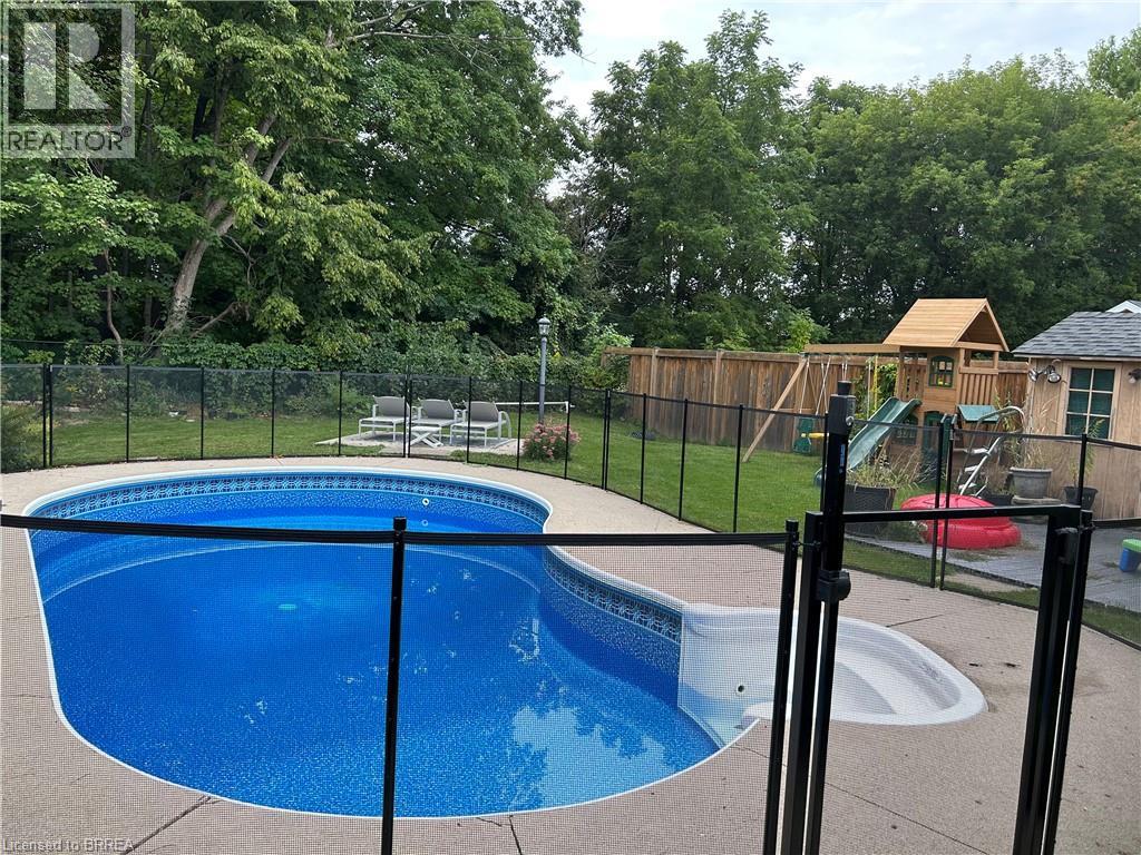 53 Childerhose Crescent, Brantford, Ontario  N3P 1Z7 - Photo 4 - 40801193