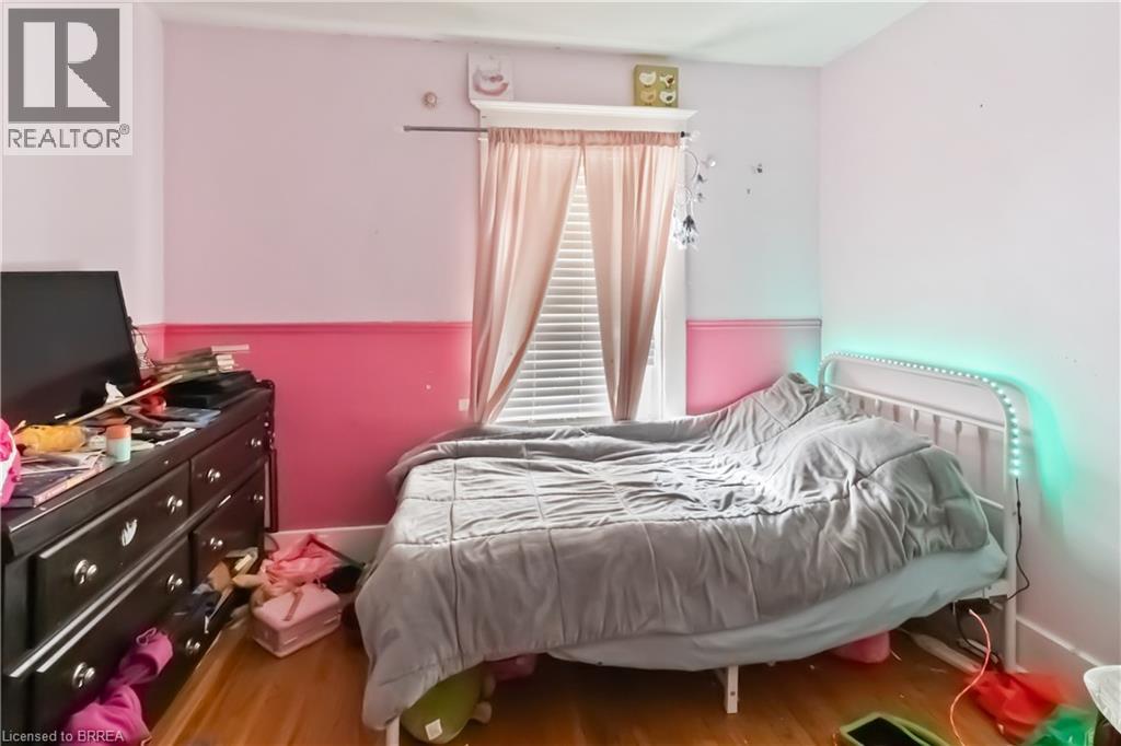 45 Brighton Avenue, Brantford, Ontario  N3S 1V8 - Photo 18 - 40801013