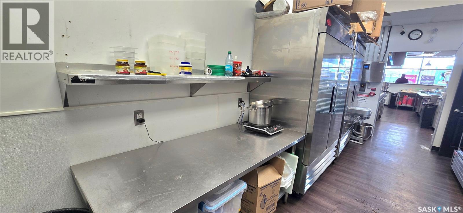 102 1st Avenue W, Assiniboia, Saskatchewan  S0H 0B0 - Photo 14 - SK027650