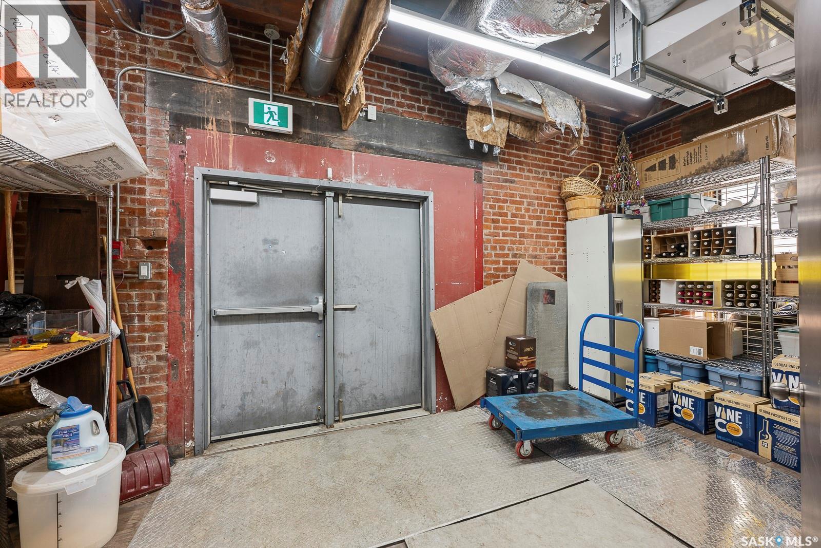 100 2300 Dewdney Avenue, Regina, Saskatchewan  S4R 1H5 - Photo 15 - SK027601