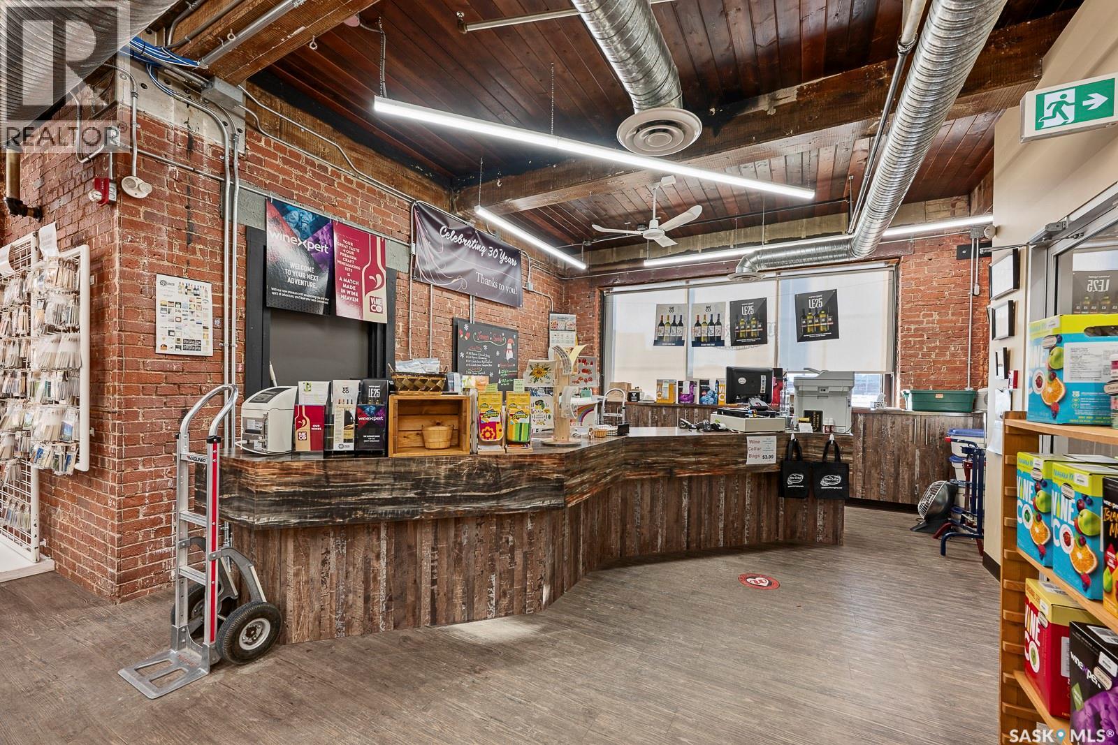 100 2300 Dewdney Avenue, Regina, Saskatchewan  S4R 1H5 - Photo 2 - SK027601