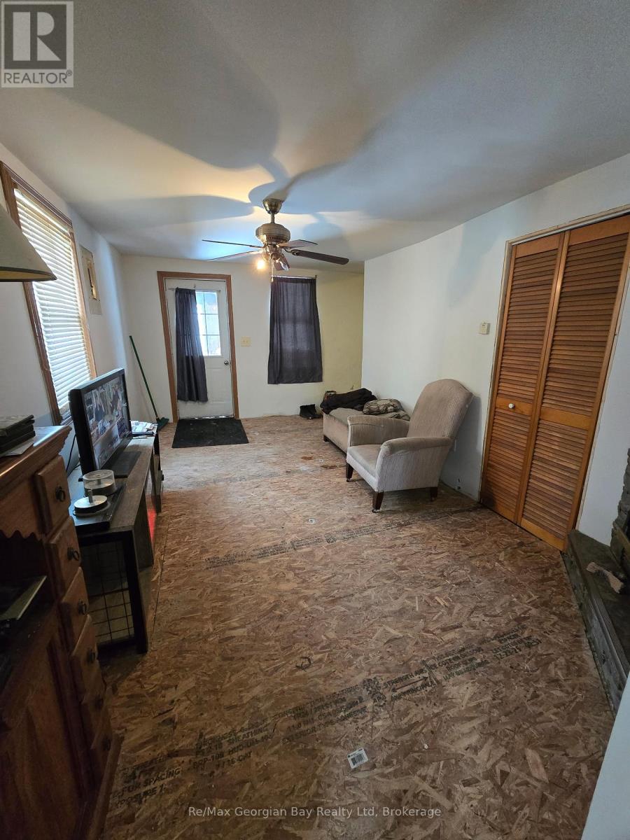 111 Andrew Street S, Orillia, Ontario  L3V 5J3 - Photo 10 - S12491918