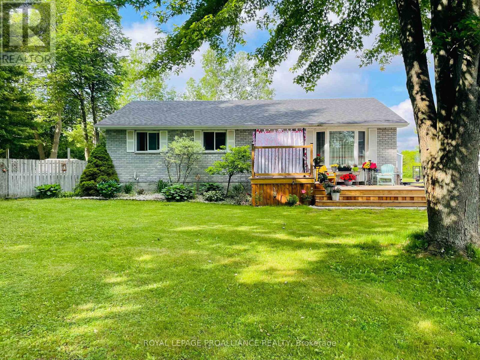 26 DOLLAR CRESCENT, Greater Napanee, Ontario