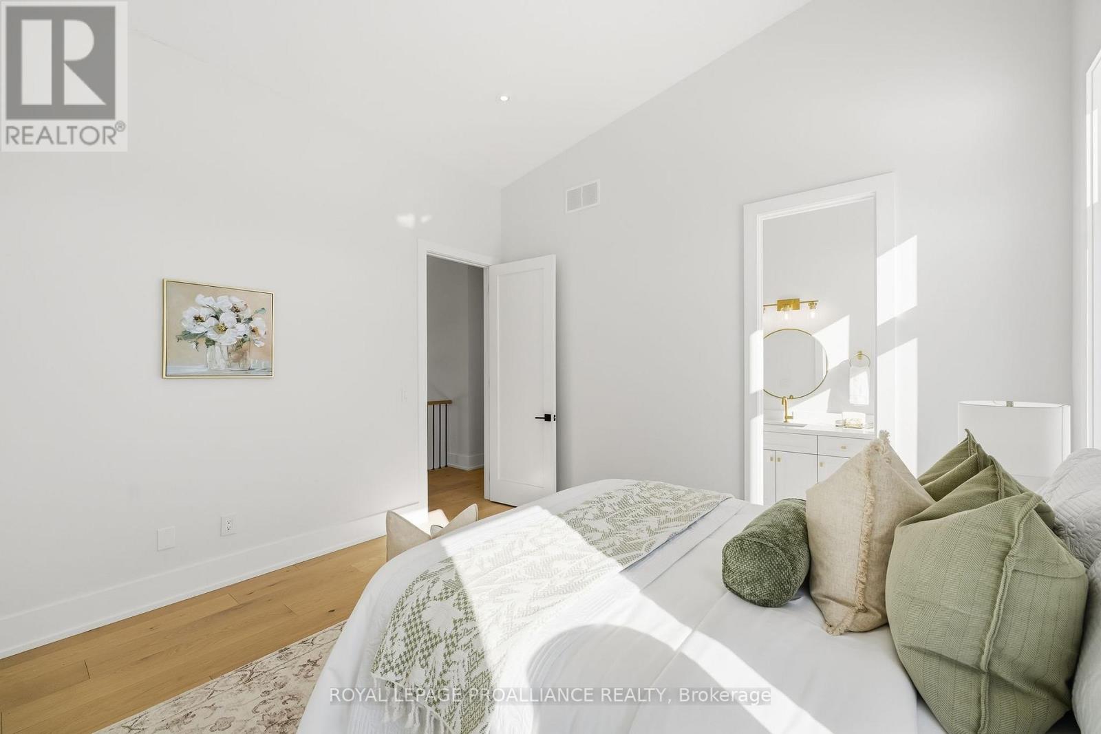 213 Suzanne Mess Boulevard, Cobourg, Ontario  K9A 3L3 - Photo 29 - X12739620