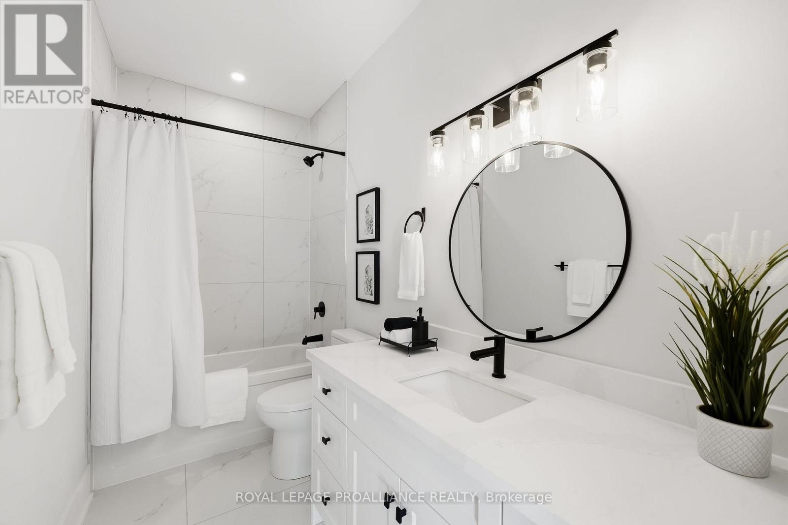 213 Suzanne Mess Boulevard, Cobourg, Ontario  K9A 3L3 - Photo 40 - X12739620