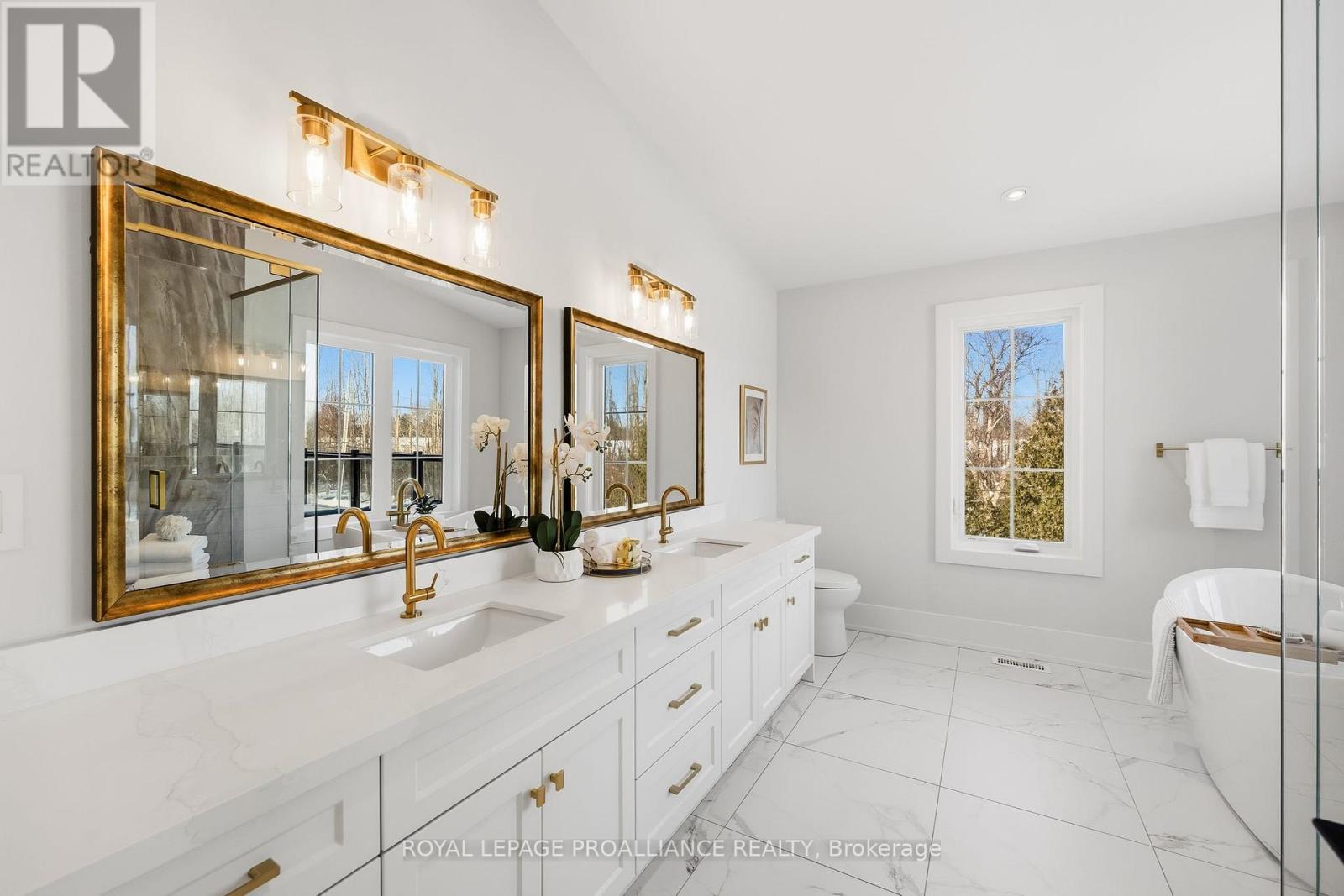 213 Suzanne Mess Boulevard, Cobourg, Ontario  K9A 3L3 - Photo 35 - X12739620