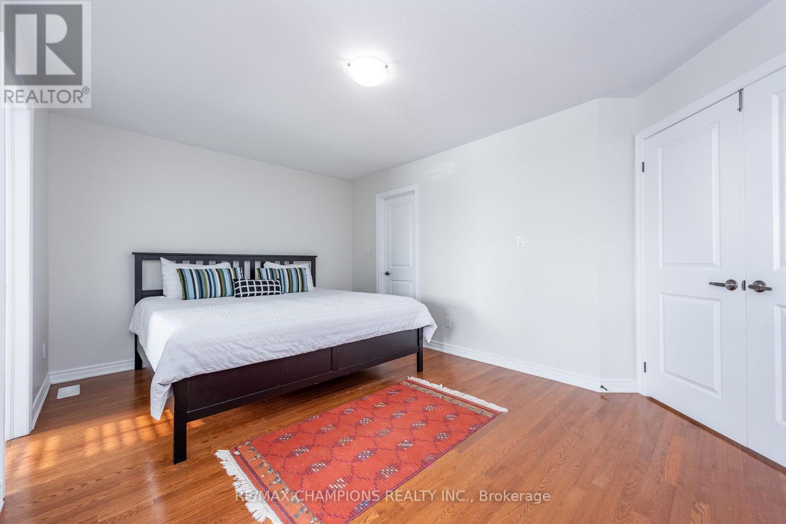 14 Naperton Drive, Brampton, Ontario  L6R 0Z5 - Photo 21 - W12741740