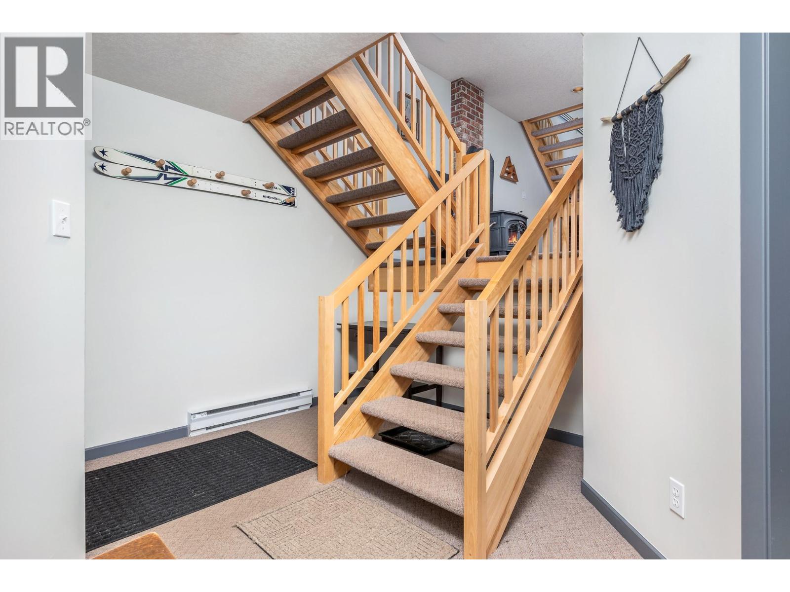 205 Monashee Road, Silver Star, British Columbia  V1B 0S5 - Photo 13 - 10374250