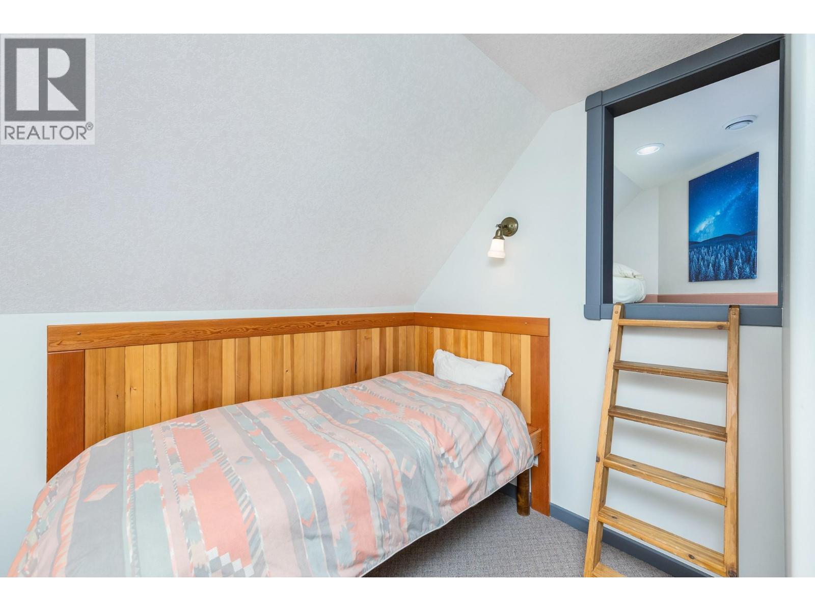 205 Monashee Road, Silver Star, British Columbia  V1B 0S5 - Photo 21 - 10374250