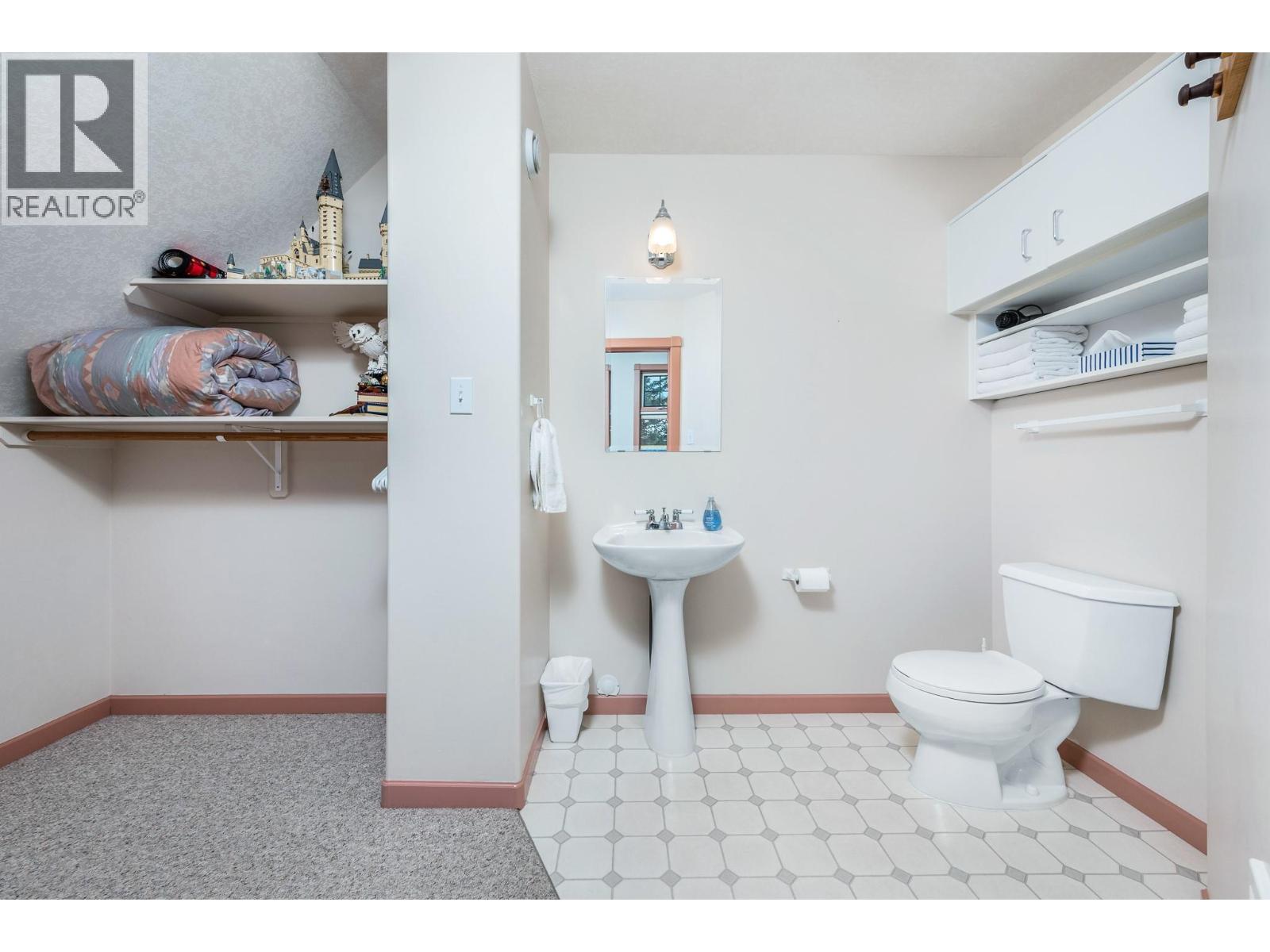 205 Monashee Road, Silver Star, British Columbia  V1B 0S5 - Photo 42 - 10374250