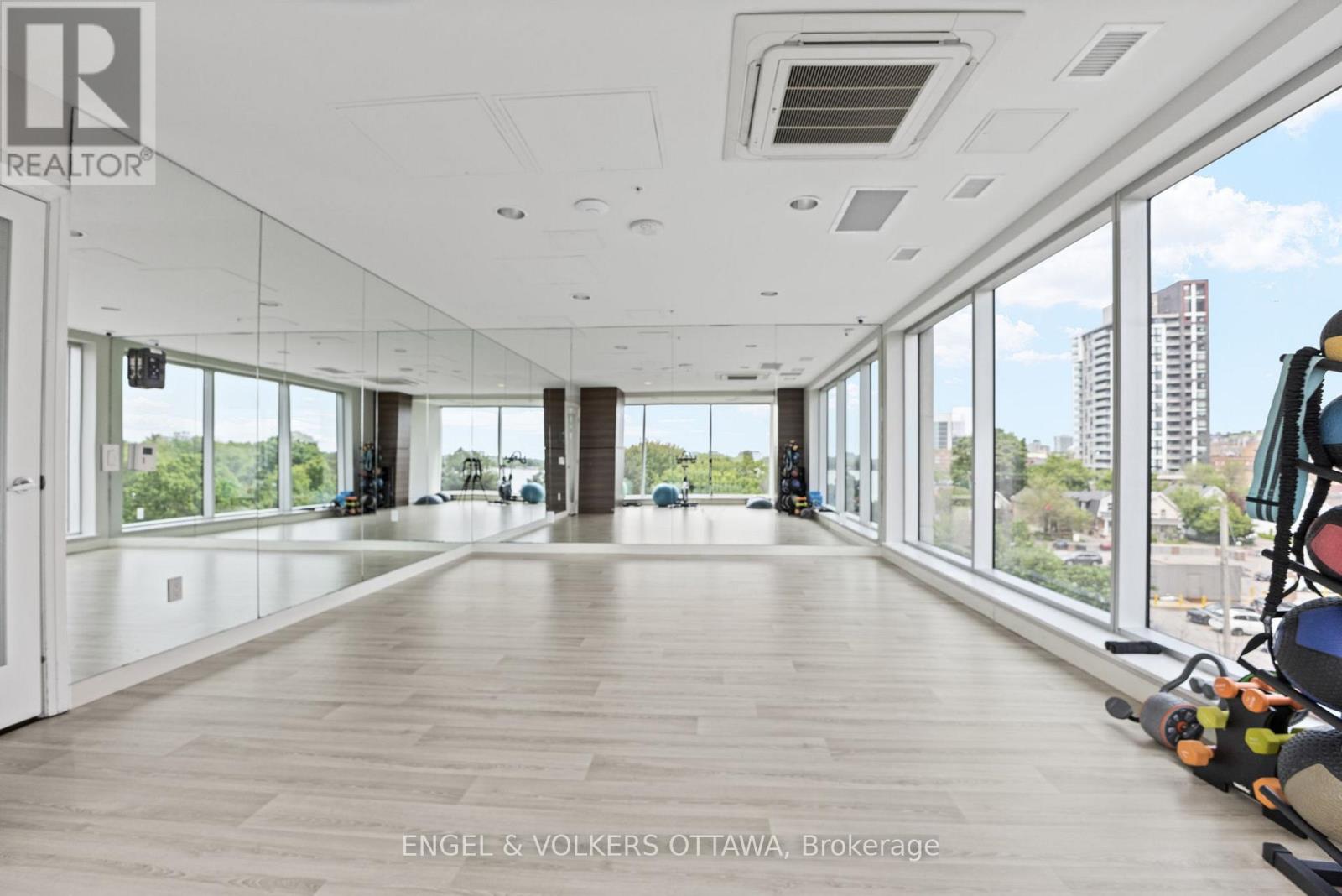 2009 - 805 Carling Avenue, Ottawa, Ontario  K1S 5W9 - Photo 21 - X12717440