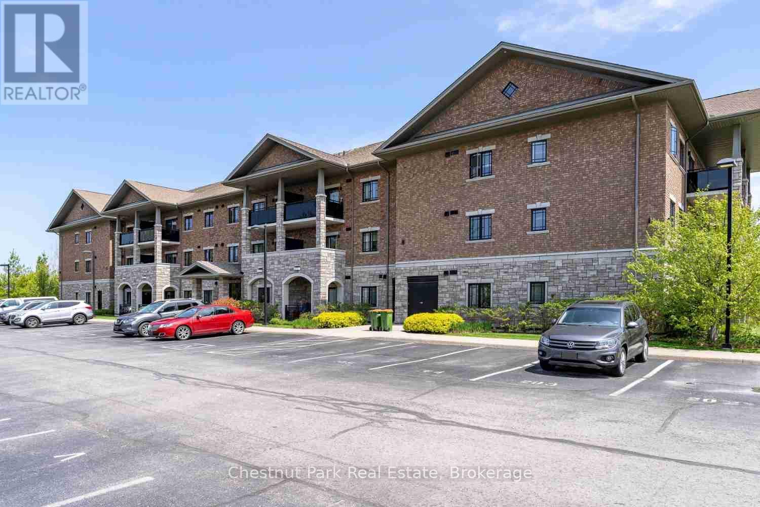 304 - 1 Chamberlain Crescent, Collingwood, Ontario  L9Y 0X7 - Photo 1 - S12742462