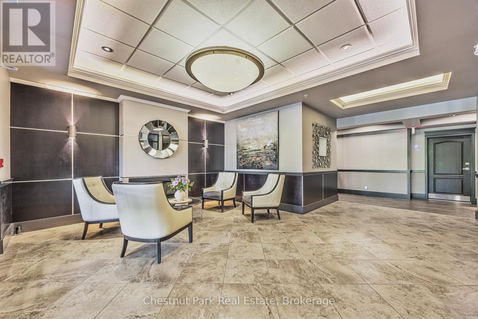 304 - 1 Chamberlain Crescent, Collingwood, Ontario  L9Y 0X7 - Photo 3 - S12742462