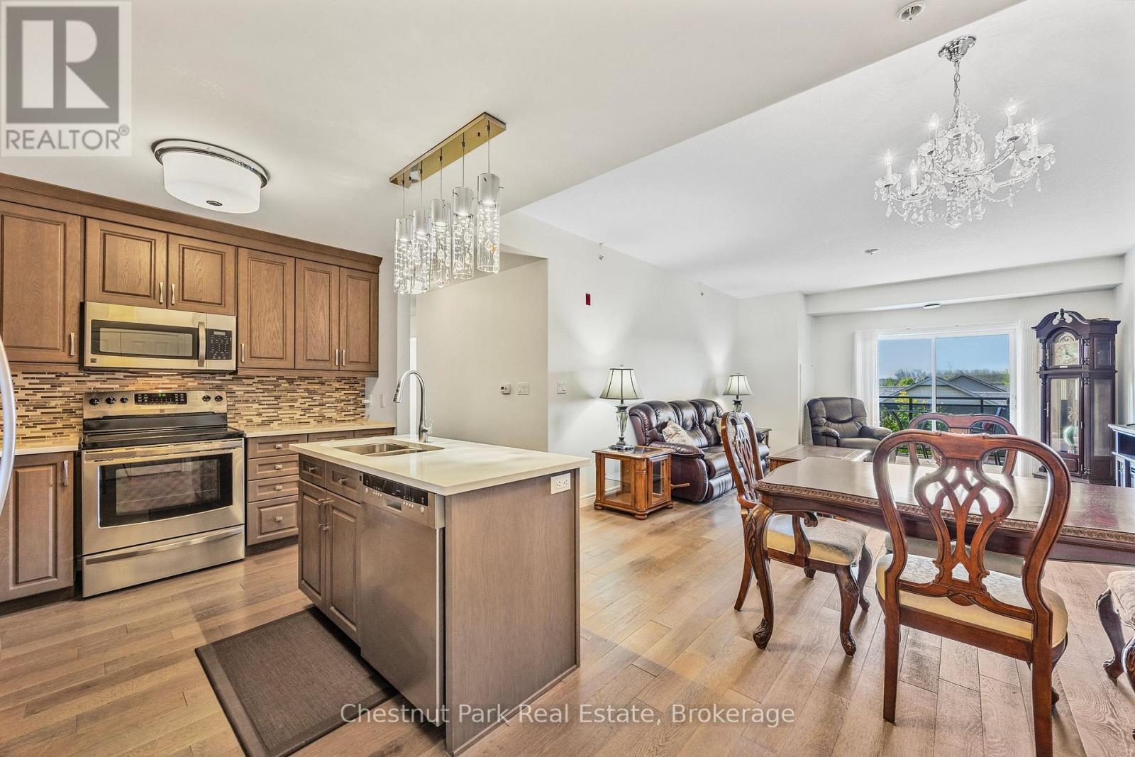 304 - 1 Chamberlain Crescent, Collingwood, Ontario  L9Y 0X7 - Photo 6 - S12742462