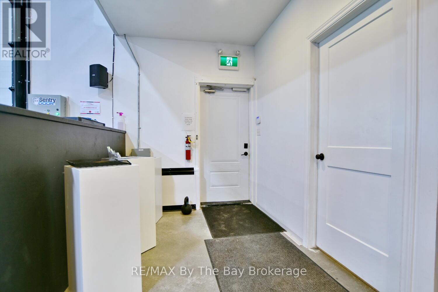 3 - 23 Stewart Road, Collingwood, Ontario  L9Y 4M7 - Photo 5 - S12742530