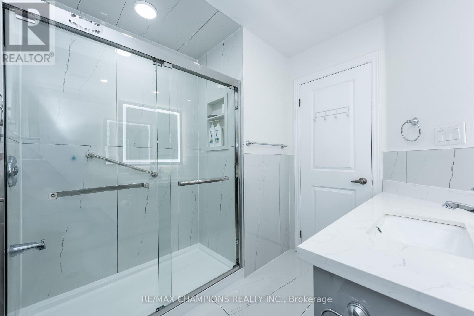 14 Naperton Drive, Brampton, Ontario  L6R 0Z5 - Photo 29 - W12741740