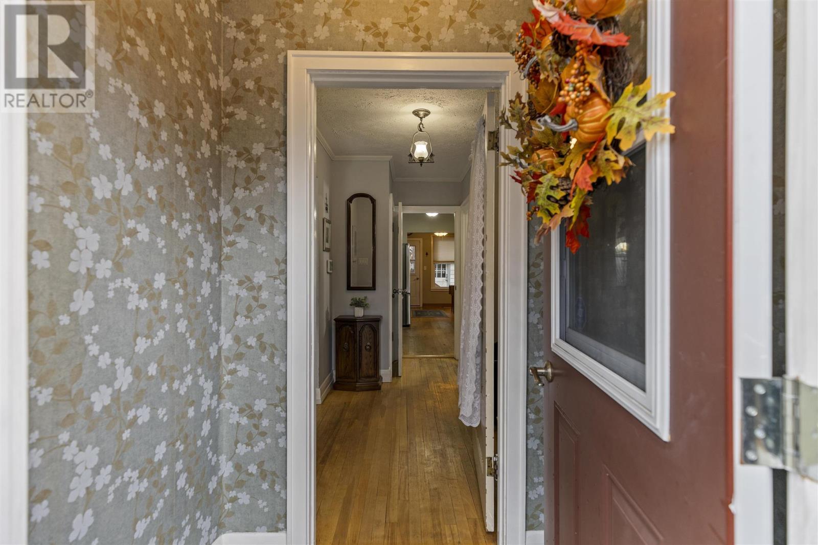 37 Poplar Ave, Sault Ste. Marie, Ontario  P6C 2W6 - Photo 2 - SM260155