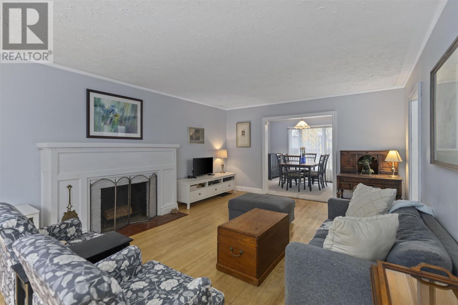 37 Poplar Ave, Sault Ste. Marie, Ontario  P6C 2W6 - Photo 4 - SM260155