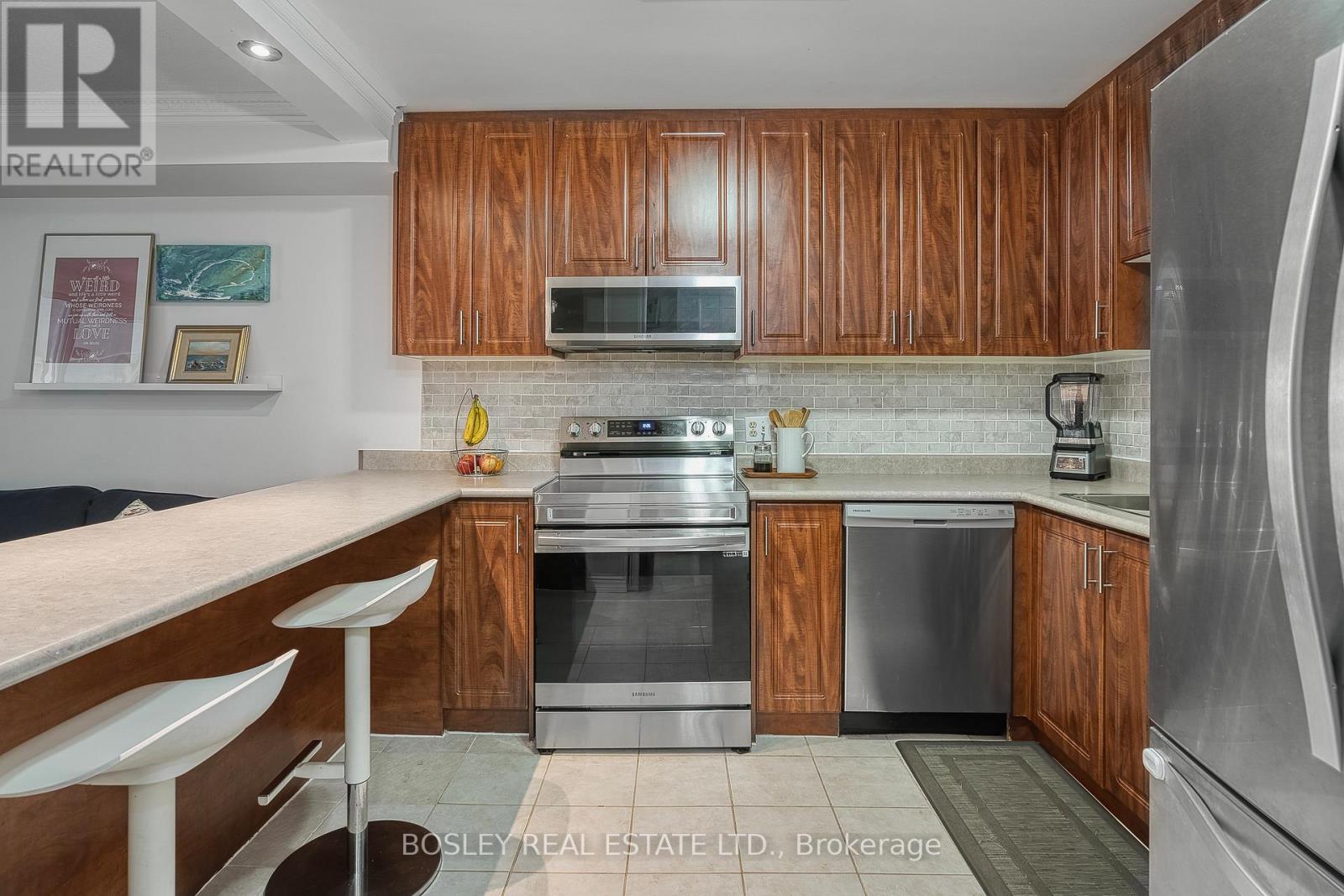 1106 - 3559 Eglinton Avenue W, Toronto, Ontario  M6M 5C6 - Photo 14 - W12712512