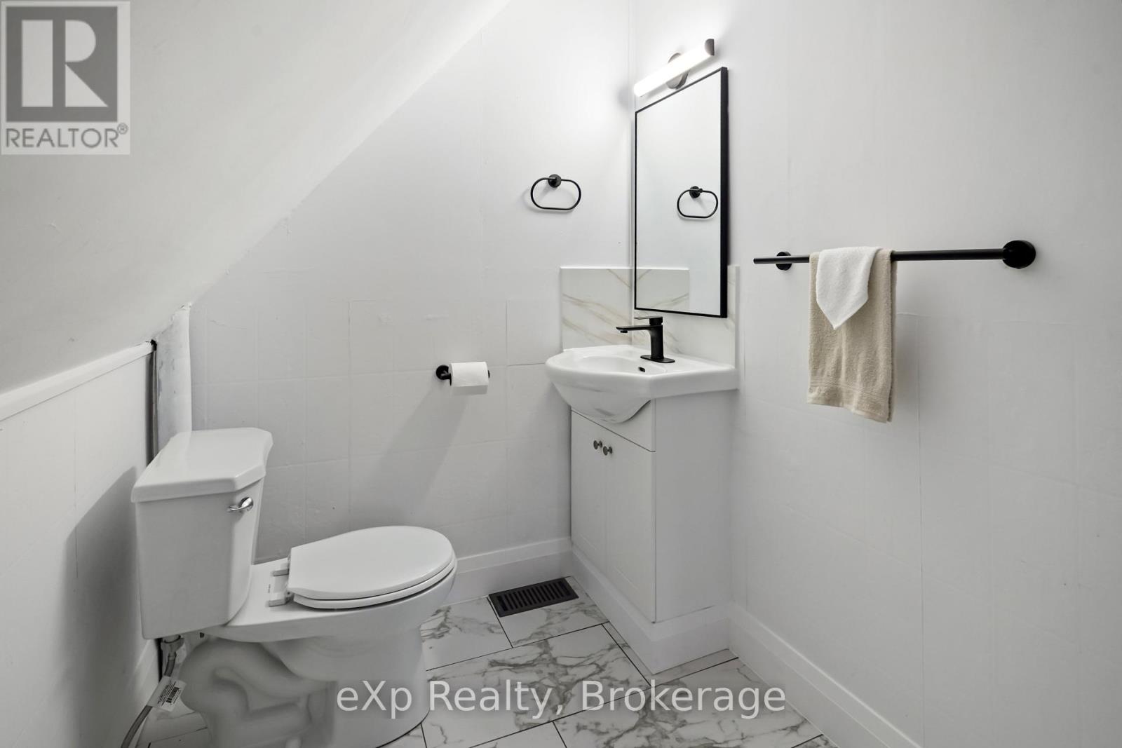 25 Ann Street S, Minto, Ontario  N0G 1M0 - Photo 31 - X12742442