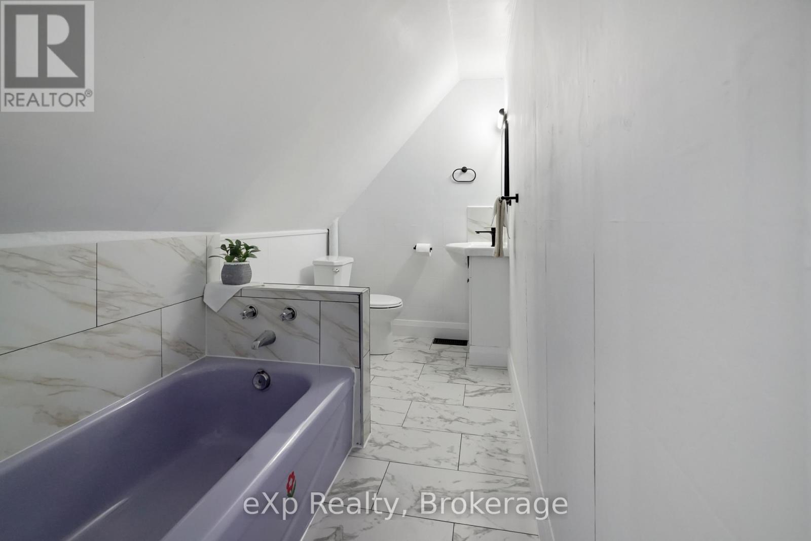 25 Ann Street S, Minto, Ontario  N0G 1M0 - Photo 32 - X12742442