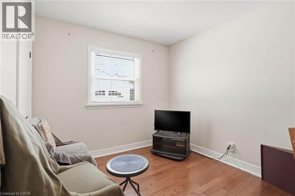 77 Jacobson Avenue, St. Catharines, Ontario  L2T 3A2 - Photo 10 - 40801880