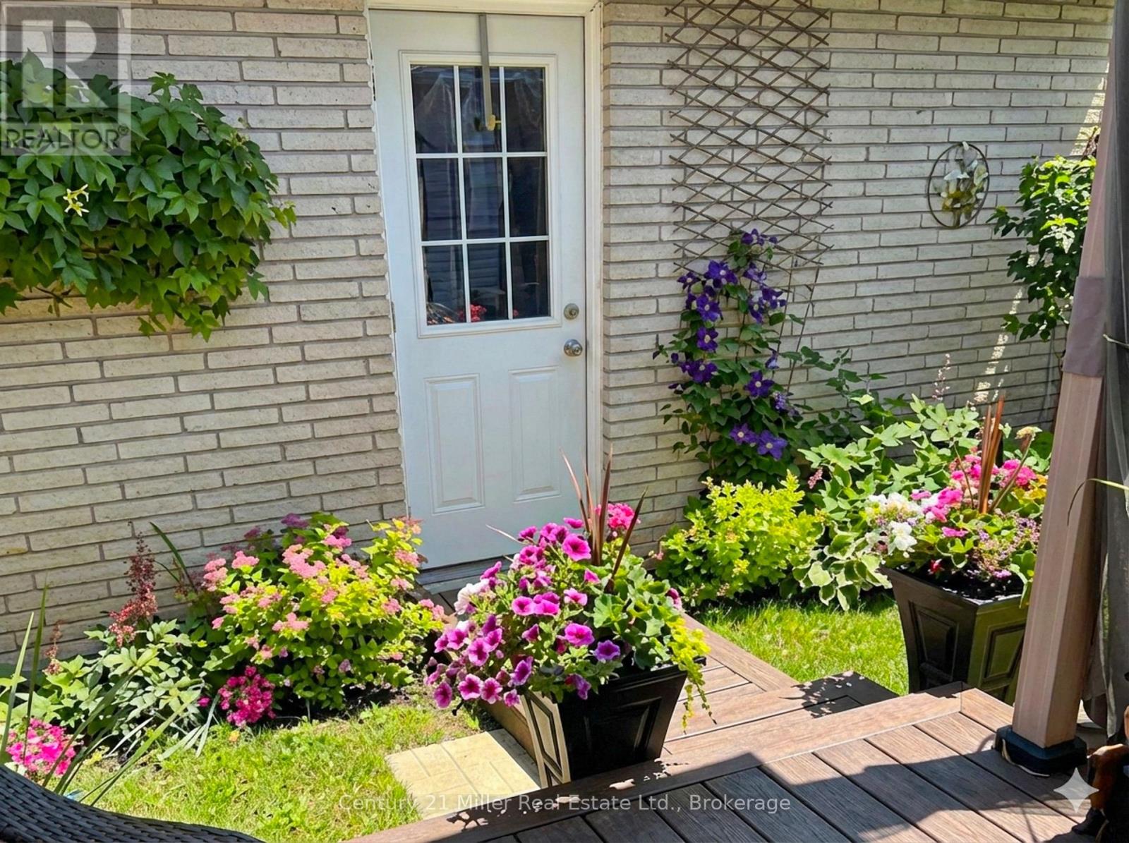 4 - 2258 Upper Middle Road, Burlington, Ontario  L7P 2Z9 - Photo 6 - W12742416