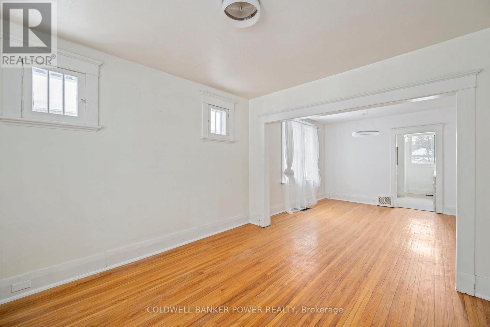 199 Emery Street E, London South, Ontario  N6C 2E3 - Photo 6 - X12742404