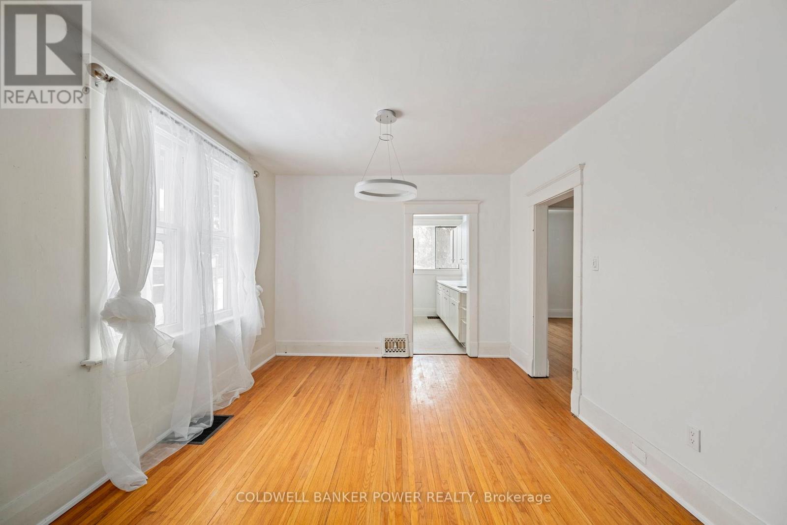 199 Emery Street E, London South, Ontario  N6C 2E3 - Photo 8 - X12742404