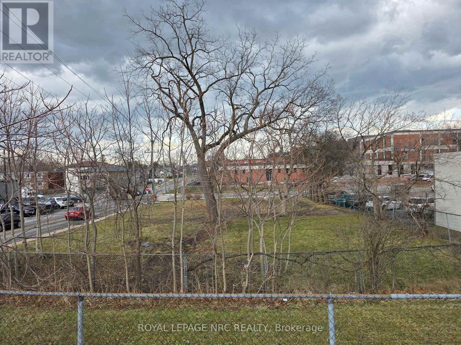 57 & 59 Ormond Street N, Thorold, Ontario  L2V 1Z3 - Photo 3 - X12742270