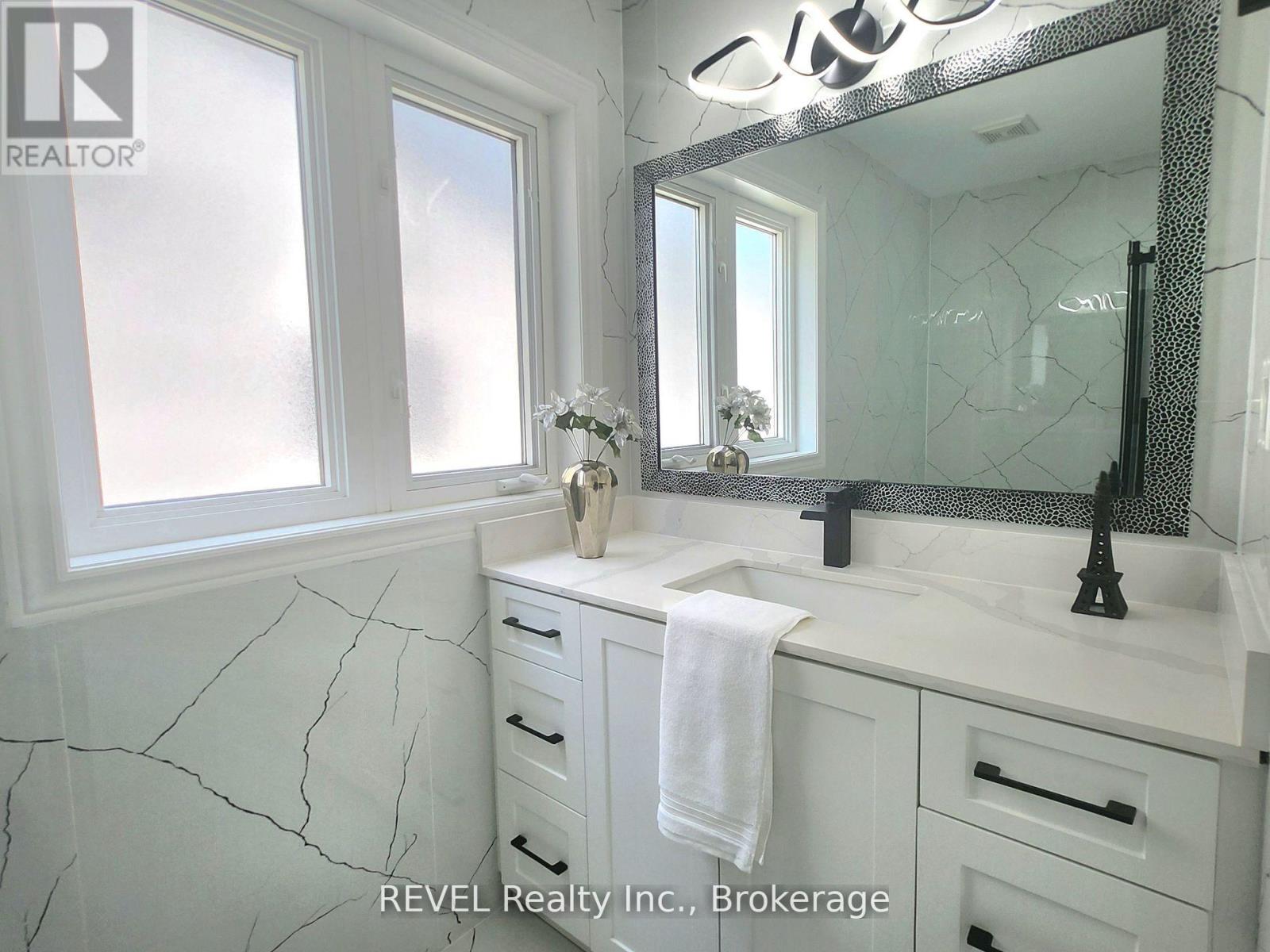 8414 Atack Court, Niagara Falls, Ontario  L2H 3N4 - Photo 17 - X12742290